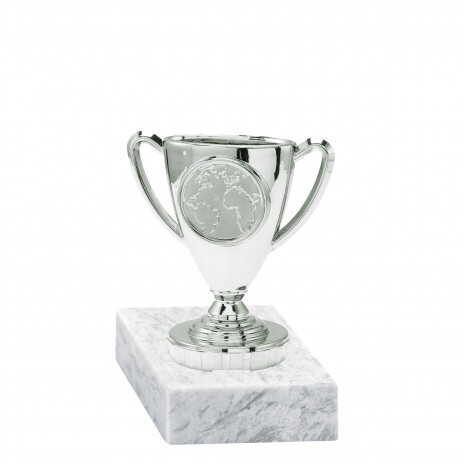 Trofej (strieborná) zlatá figúrka so základňou