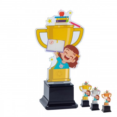 Študentka dievča kids akrylová trofej