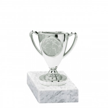 Trofej (strieborná) zlatá figúrka so základňou