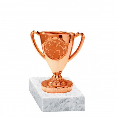 Trofej (bronzová) zlatá figúrka so základňou
