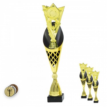 Všeobecný na čierno-zlatej trofeji