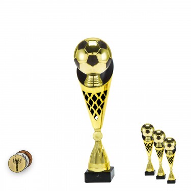 Futbalová lopta na čierno-zlatej trofeji B