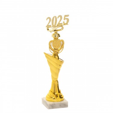 Figúrka 2025 na elegantnom podstavci A