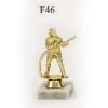 Lovec zlatá figúrka so základňou