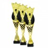 Všeobecný na čierno-zlatej trofeji