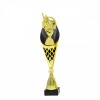 Motokára na čierno-zlatej trofeji