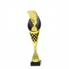 Ryba na čierno-zlatej trofeji